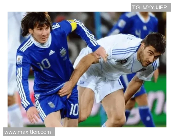 足球明星在赛场上的搞笑失误与尴尬瞬间大盘点